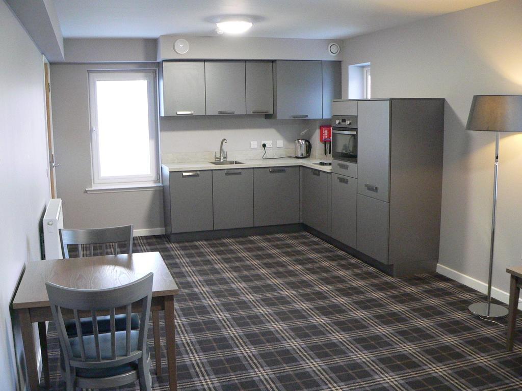 Ayre Hotel & Ayre Apartments Kirkwall Extérieur photo
