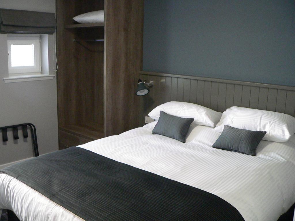 Ayre Hotel & Ayre Apartments Kirkwall Extérieur photo