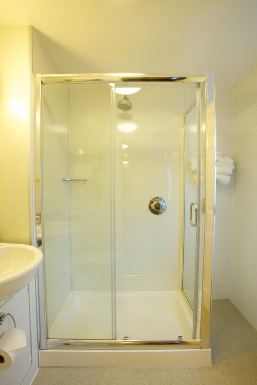 Ayre Hotel & Ayre Apartments Kirkwall Extérieur photo