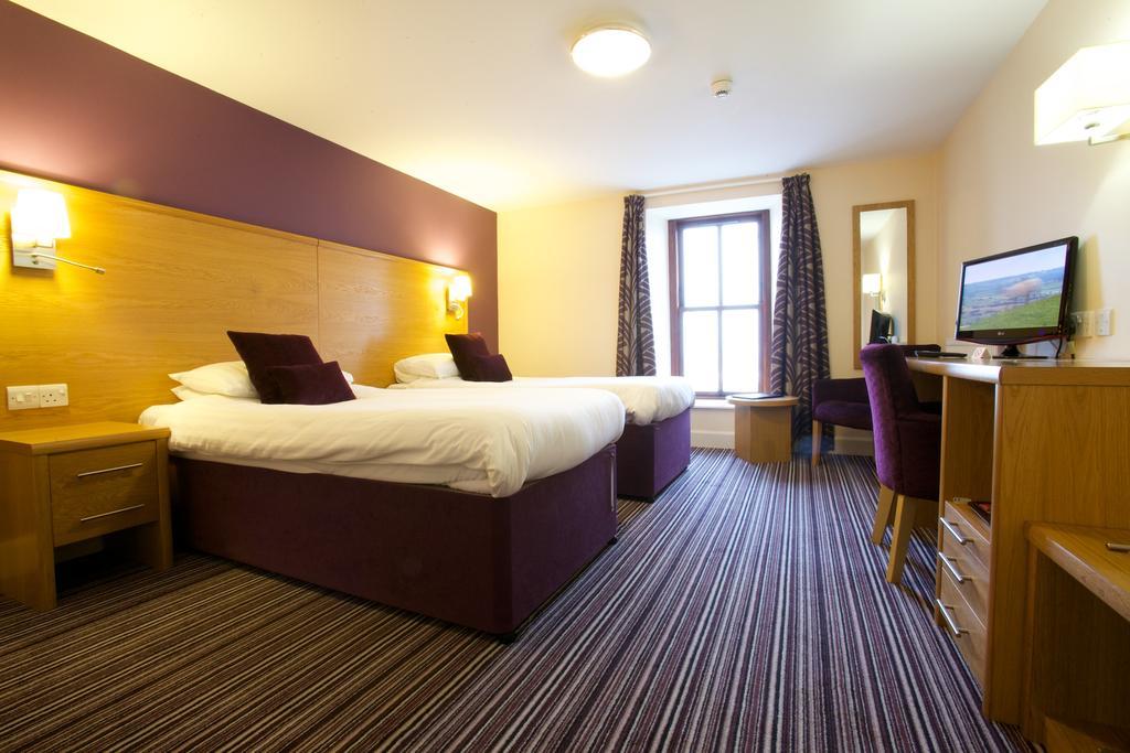 Ayre Hotel & Ayre Apartments Kirkwall Extérieur photo